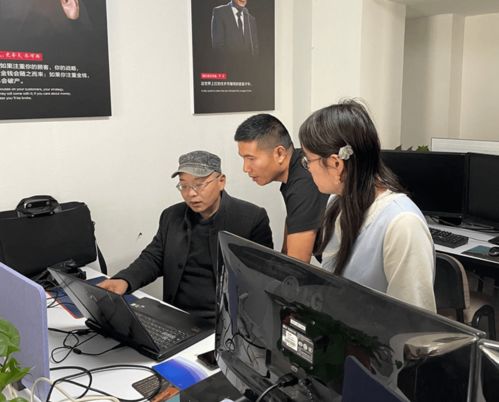 再度合作 巴郎影業(yè)編導(dǎo)組商討新疆碧水源宣傳文案